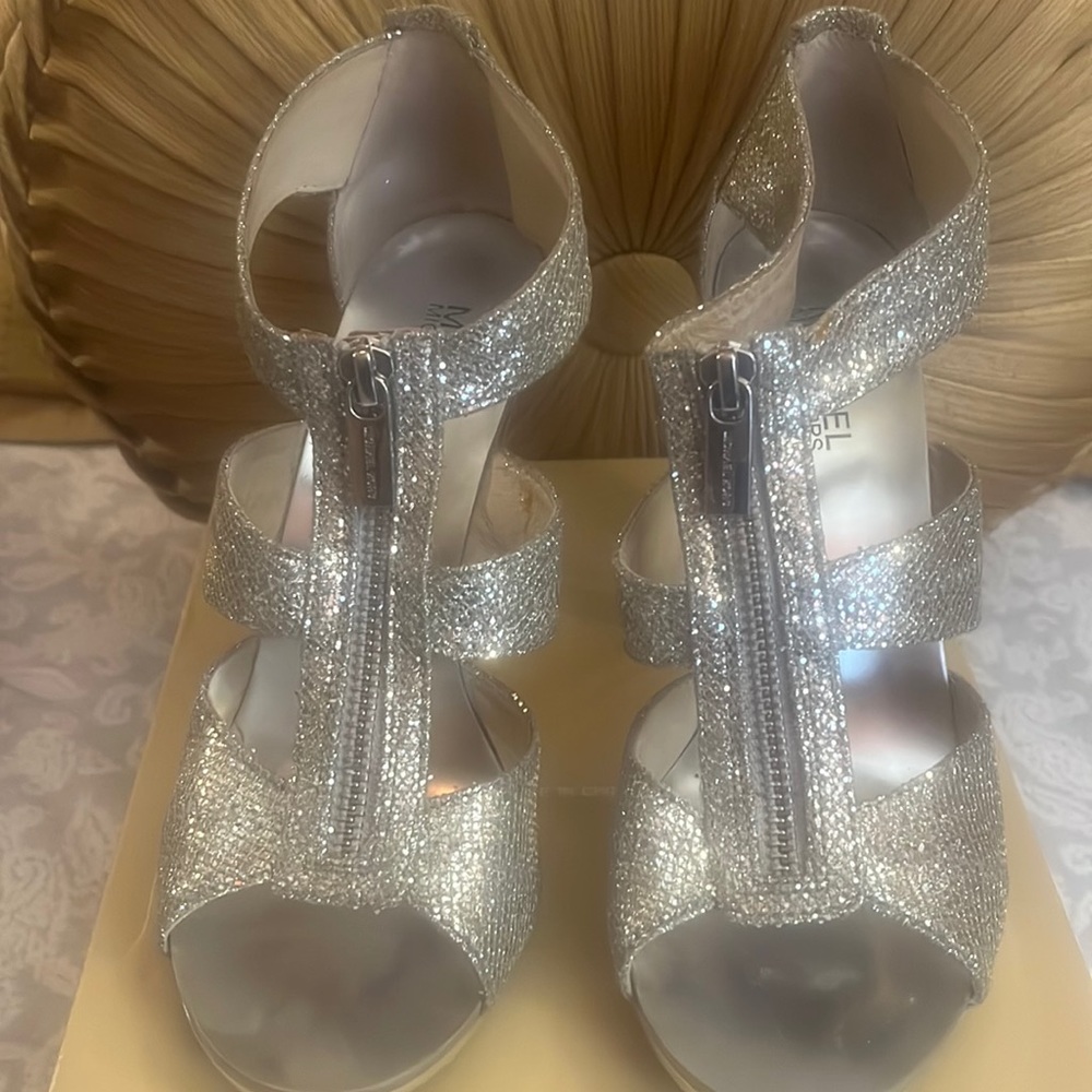 Michael Kors, silver sandals